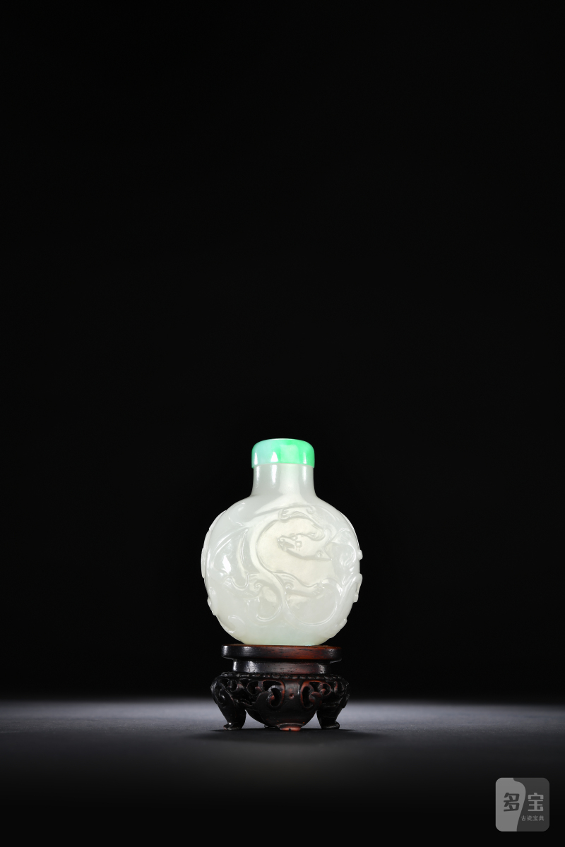 清中期 白玉螭龙纹鼻烟壶带翡翠帽 - 图3